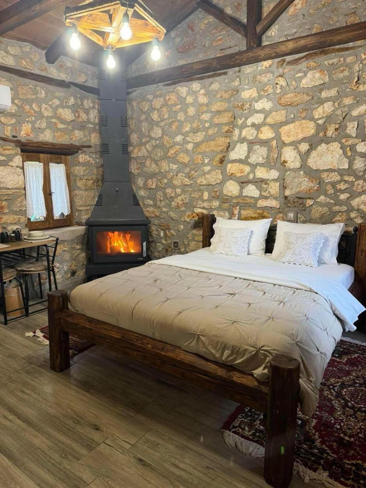 Traditional Stone Guesthouse Agios Ioannis  Exterior foto